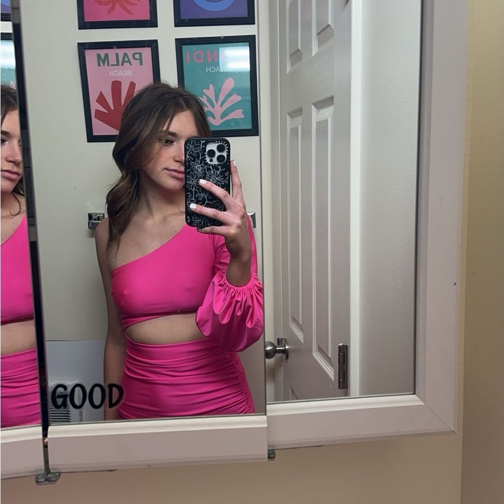 I just bought this dress. wore it for a couple hours and that was it. brand new.